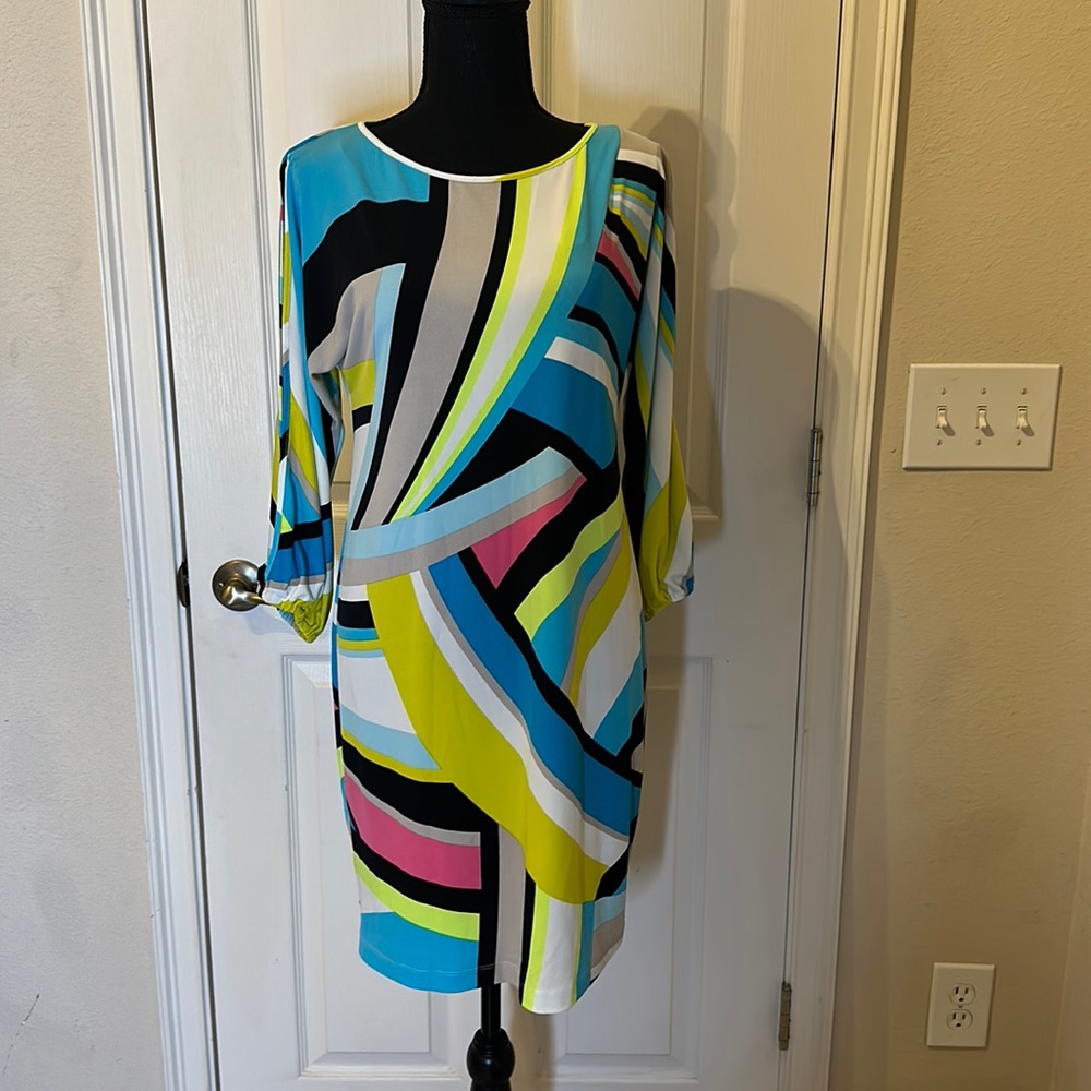 Calvin Klein size 4 open 3/4 sleeve multicolored dress